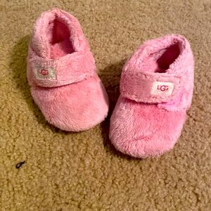Ugg bixbie booties